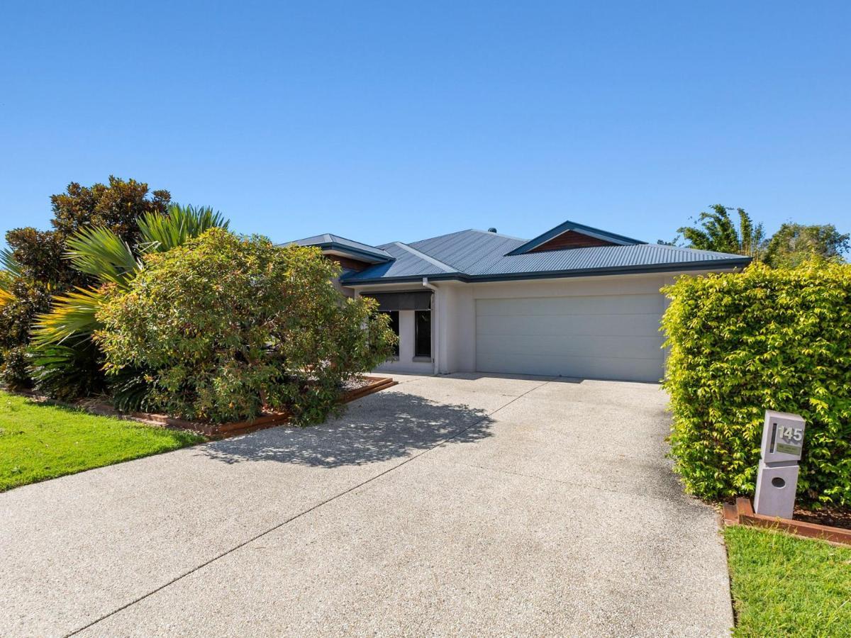 Black Rock Beach House With Pool Pottsville Exterior photo